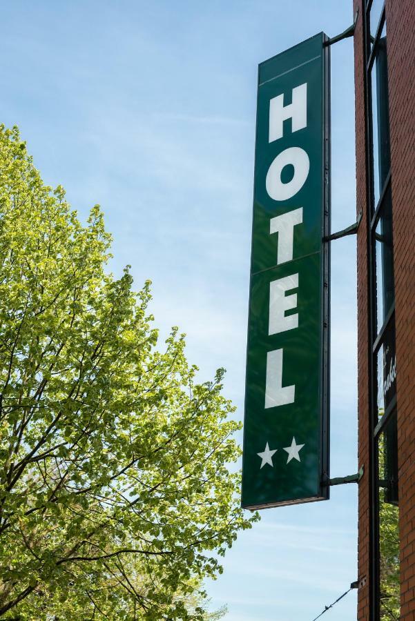 Hotel Garabel Plaisir Esterno foto
